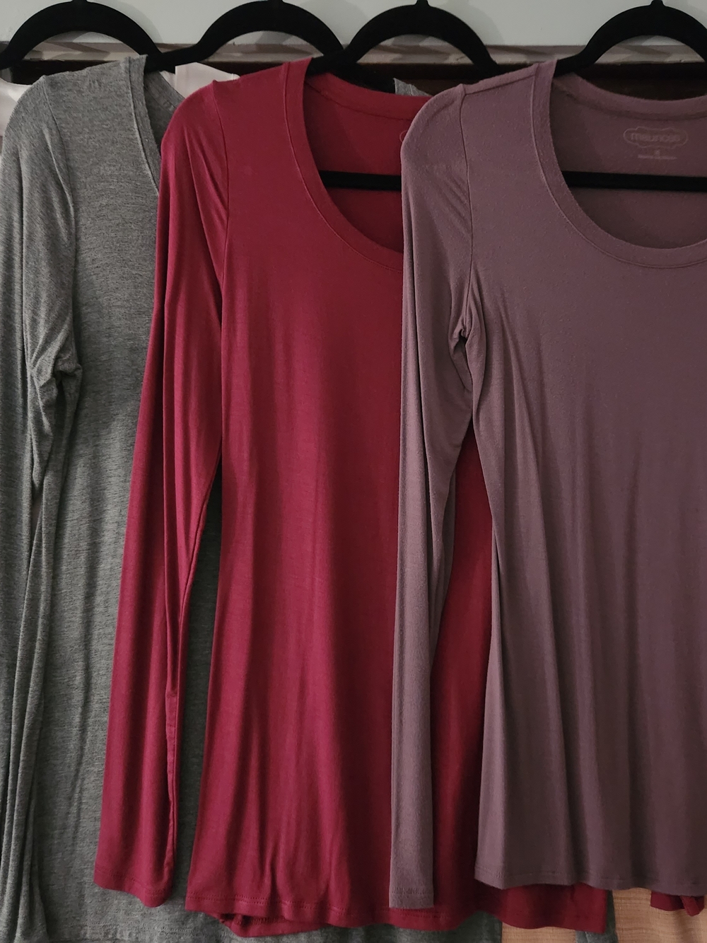 Women's Long Sleeve Scoop Neck Top - Burgundy, Gray, Mauve